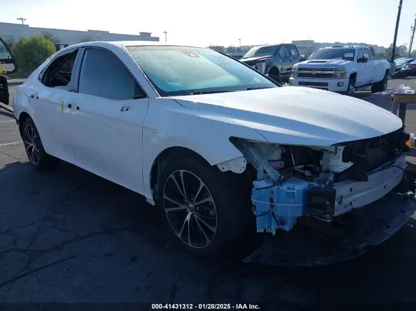 JTNB11HK2J3038746 2018 TOYOTA CAMRY - Image 1