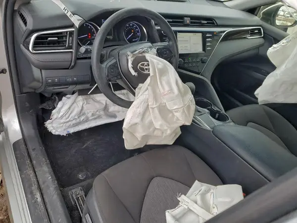 JTNB11HK2J3044031 2018 TOYOTA CAMRY - Image 8