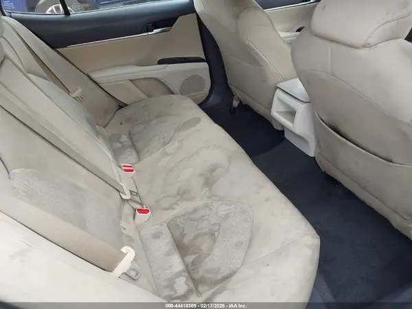 JTNB11HK2J3045566 2018 TOYOTA CAMRY - Image 8