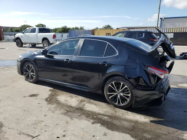 JTNB11HK2J3050430 2018 TOYOTA CAMRY - Image 2