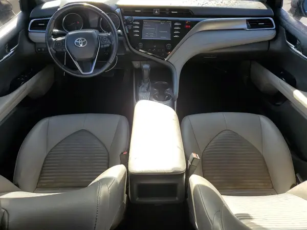 JTNB11HK2J3050430 2018 TOYOTA CAMRY - Image 8