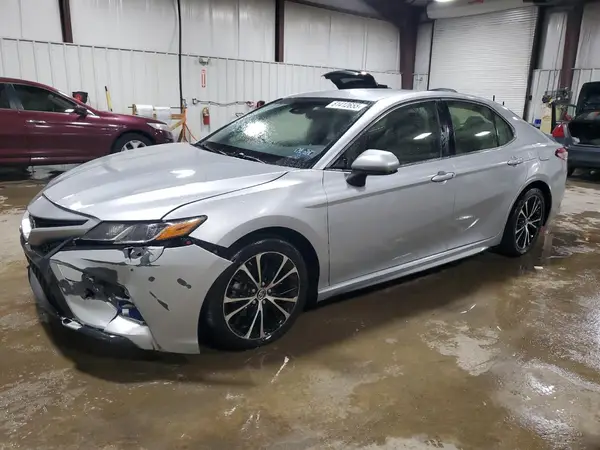 JTNB11HK2J3051447 2018 TOYOTA CAMRY - Image 1