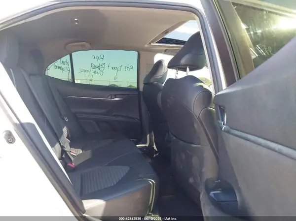 JTNB11HK2J3055336 2018 TOYOTA CAMRY - Image 8