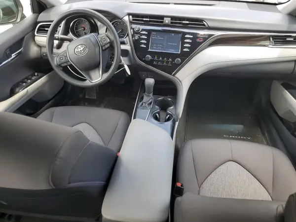 JTNB11HK3J3001530 2018 TOYOTA CAMRY - Image 8