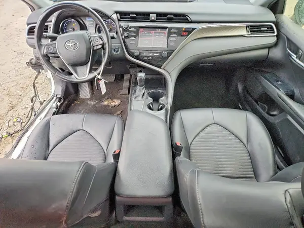 JTNB11HK3J3001561 2018 TOYOTA CAMRY - Image 8