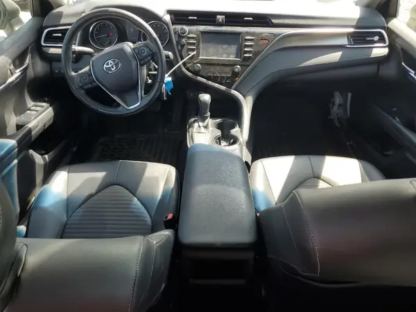 JTNB11HK3J3001897 2018 TOYOTA CAMRY - Image 8