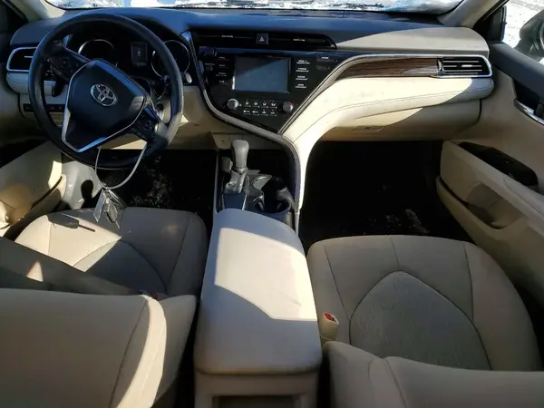 JTNB11HK3J3002208 2018 TOYOTA CAMRY - Image 8