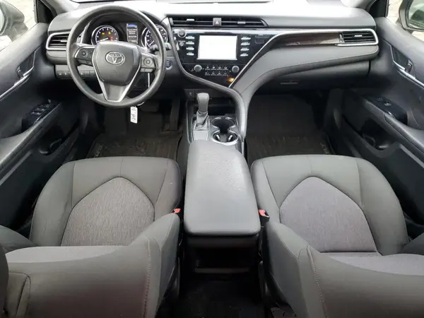JTNB11HK3J3002645 2018 TOYOTA CAMRY - Image 8