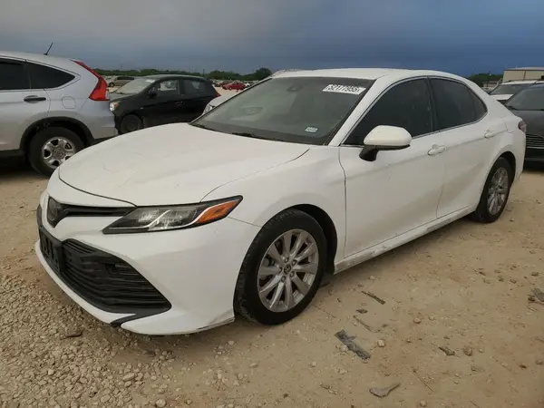 JTNB11HK3J3003083 2018 TOYOTA CAMRY - Image 1