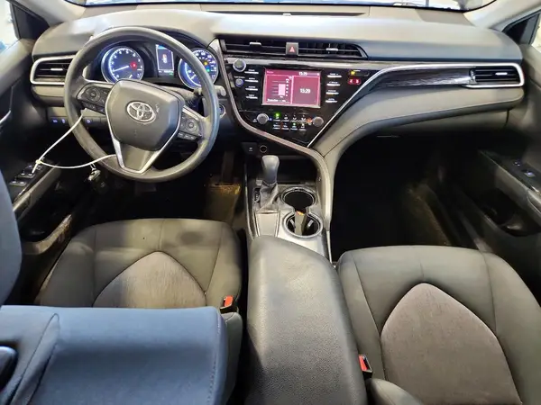 JTNB11HK3J3005299 2018 TOYOTA CAMRY - Image 8