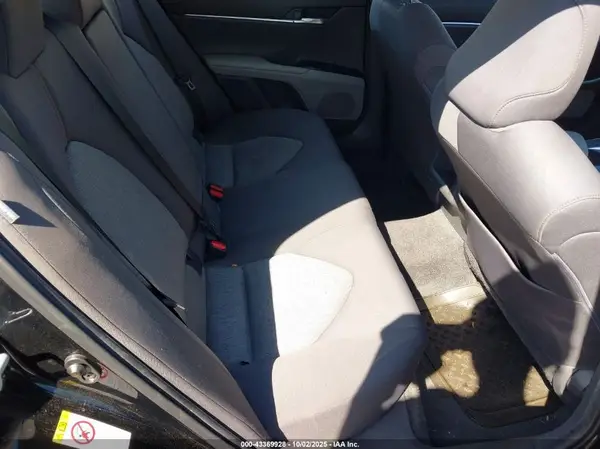 JTNB11HK3J3007702 2018 TOYOTA CAMRY - Image 8