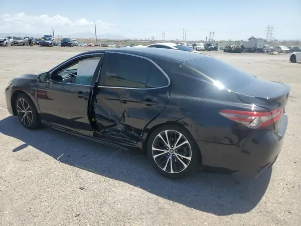 JTNB11HK3J3007845 2018 TOYOTA CAMRY - Image 2