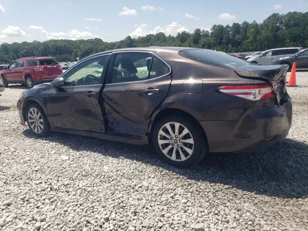 JTNB11HK3J3009904 2018 TOYOTA CAMRY - Image 2
