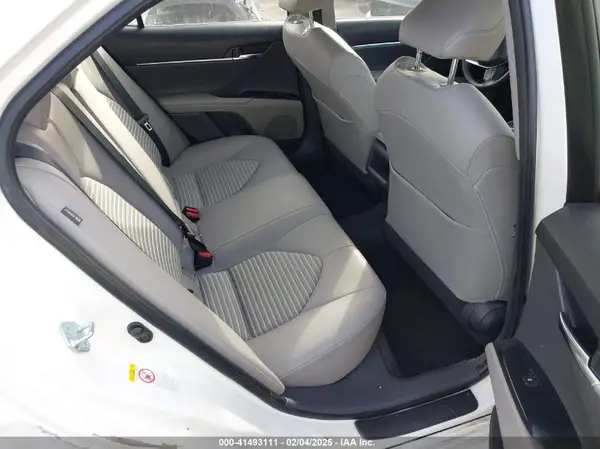 JTNB11HK3J3011104 2018 TOYOTA CAMRY - Image 8