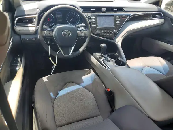 JTNB11HK3J3011118 2018 TOYOTA CAMRY - Image 8