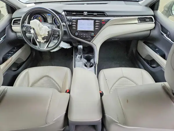 JTNB11HK3J3011975 2018 TOYOTA CAMRY - Image 8