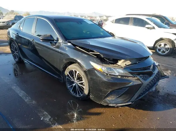 JTNB11HK3J3013936 2018 TOYOTA CAMRY - Image 1
