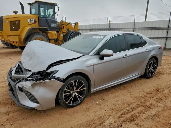 JTNB11HK3J3014455 2018 TOYOTA CAMRY - Image 1