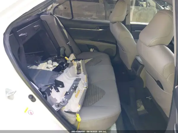JTNB11HK3J3016318 2018 TOYOTA CAMRY - Image 8