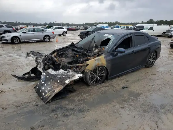 JTNB11HK3J3016545 2018 TOYOTA CAMRY - Image 1