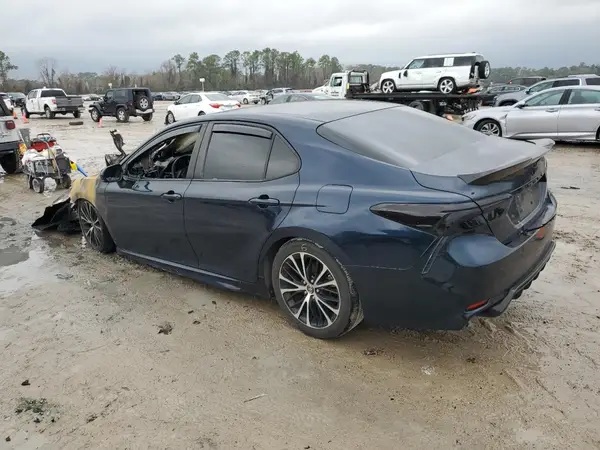 JTNB11HK3J3016545 2018 TOYOTA CAMRY - Image 2