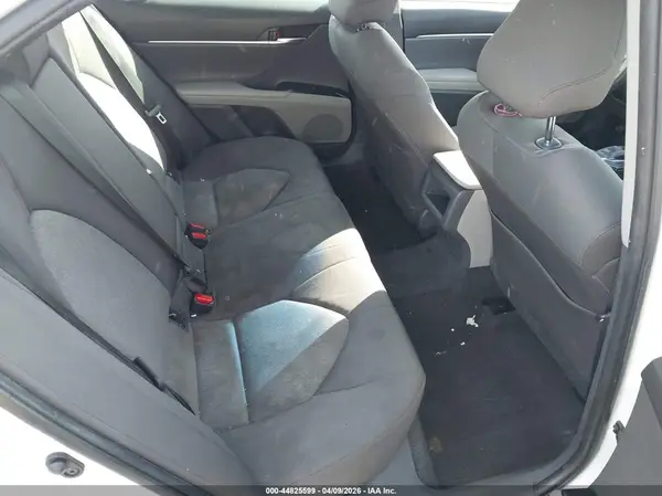 JTNB11HK3J3019459 2018 TOYOTA CAMRY - Image 8