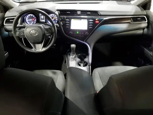 JTNB11HK3J3019543 2018 TOYOTA CAMRY - Image 8