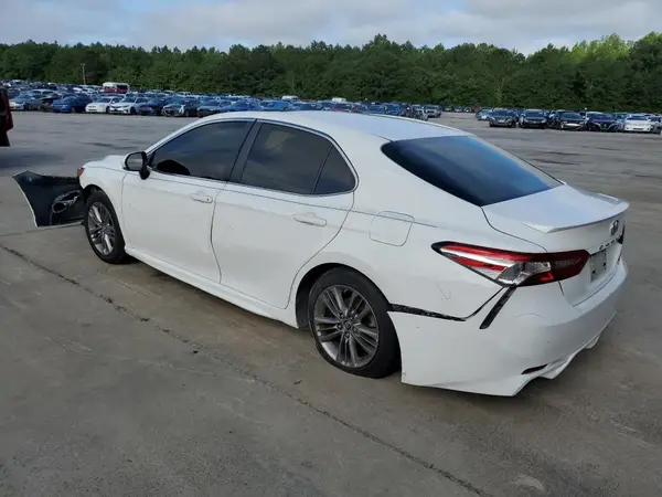 JTNB11HK3J3019719 2018 TOYOTA CAMRY - Image 2