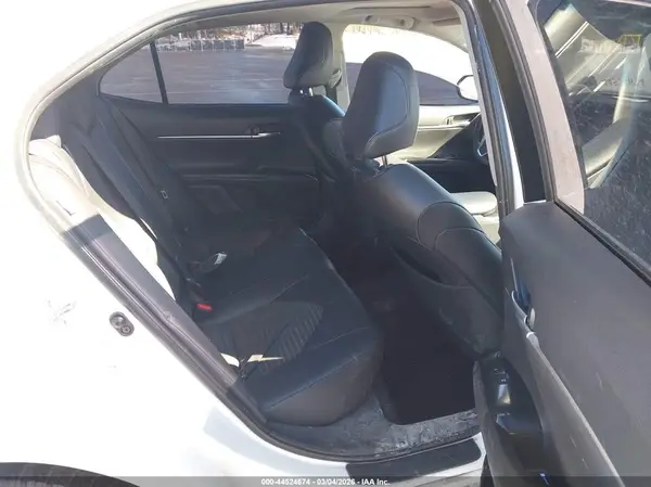 JTNB11HK3J3020028 2018 TOYOTA CAMRY - Image 8