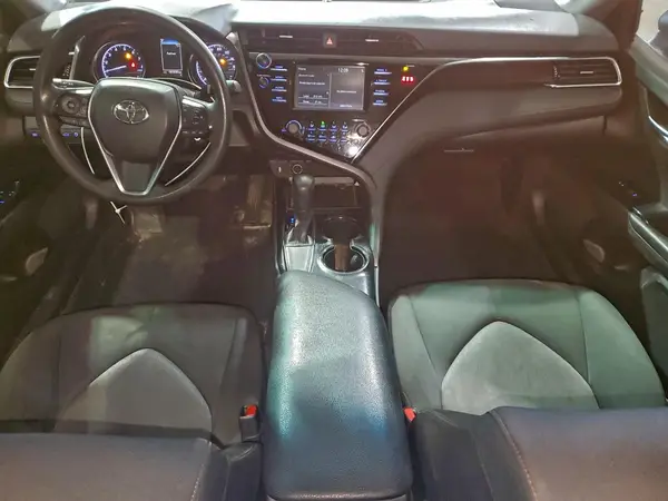 JTNB11HK3J3021647 2018 TOYOTA CAMRY - Image 8