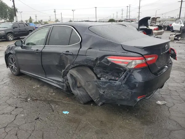 JTNB11HK3J3022863 2018 TOYOTA CAMRY - Image 2