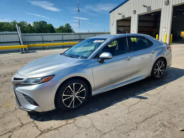 JTNB11HK3J3025276 2018 TOYOTA CAMRY - Image 1