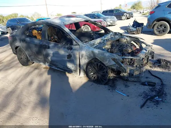 JTNB11HK3J3025469 2018 TOYOTA CAMRY - Image 1