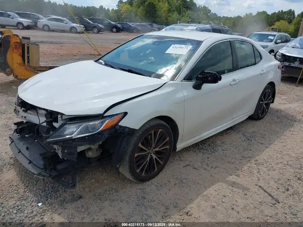 JTNB11HK3J3026959 2018 TOYOTA CAMRY - Image 2