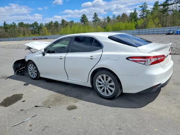 JTNB11HK3J3029277 2018 TOYOTA CAMRY - Image 2