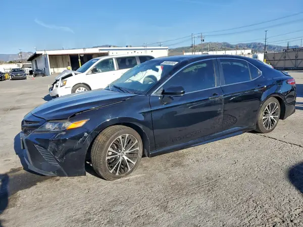 JTNB11HK3J3030381 2018 TOYOTA CAMRY - Image 1