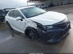 JTNB11HK3J3033877 2018 TOYOTA CAMRY