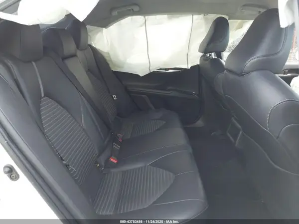 JTNB11HK3J3033877 2018 TOYOTA CAMRY - Image 8