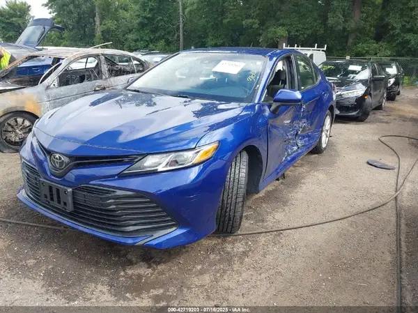 JTNB11HK3J3034009 2018 TOYOTA CAMRY - Image 2