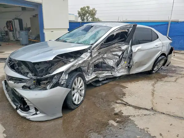 JTNB11HK3J3035872 2018 TOYOTA CAMRY - Image 1