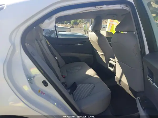JTNB11HK3J3037167 2018 TOYOTA CAMRY - Image 8