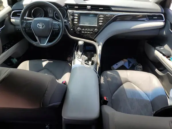 JTNB11HK3J3038951 2018 TOYOTA CAMRY - Image 8