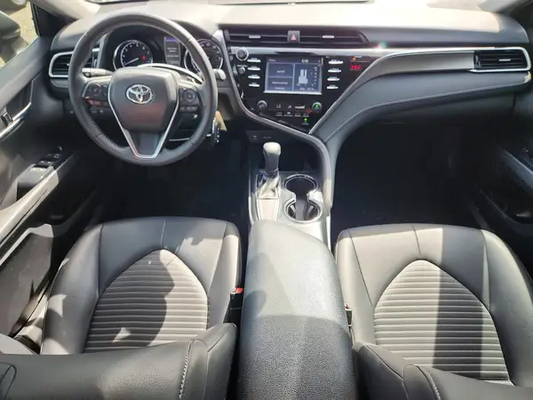 JTNB11HK3J3039047 2018 TOYOTA CAMRY - Image 8