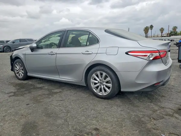 JTNB11HK3J3046354 2018 TOYOTA CAMRY - Image 2