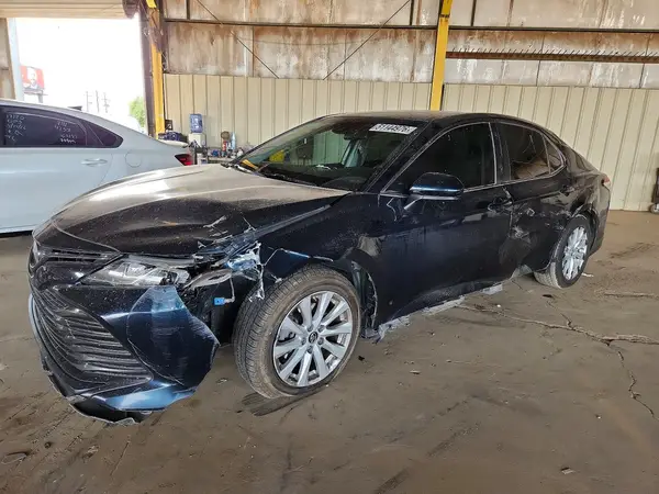 JTNB11HK3J3047956 2018 TOYOTA CAMRY - Image 1
