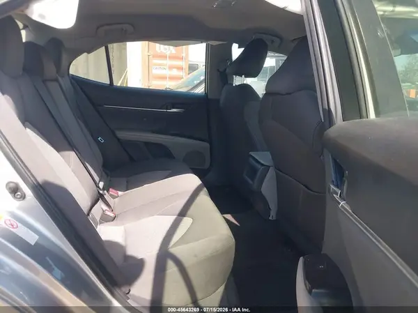 JTNB11HK3J3048508 2018 TOYOTA CAMRY - Image 8