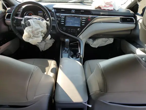 JTNB11HK3J3050226 2018 TOYOTA CAMRY - Image 8