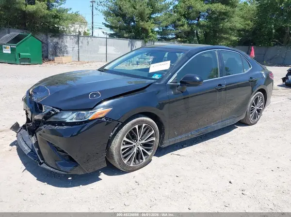 JTNB11HK3J3050436 2018 TOYOTA CAMRY - Image 2