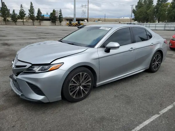 JTNB11HK3J3055622 2018 TOYOTA CAMRY - Image 1
