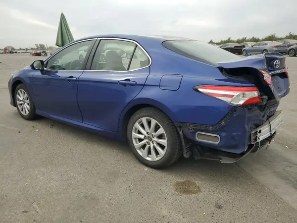 JTNB11HK3J3067222 2018 TOYOTA CAMRY - Image 2